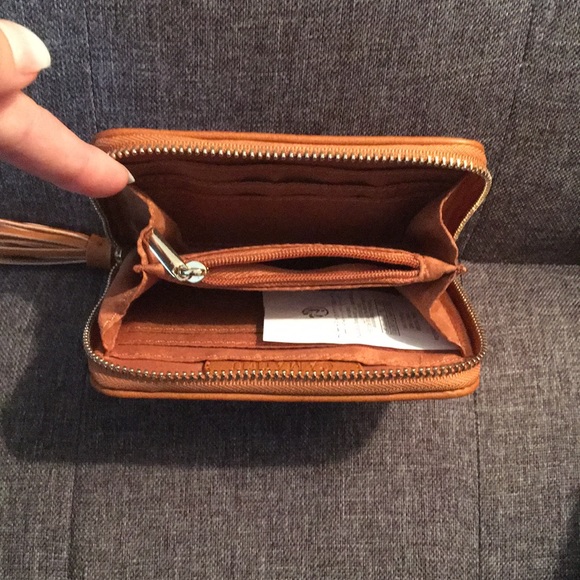 Wallet - Picture 2 of 3